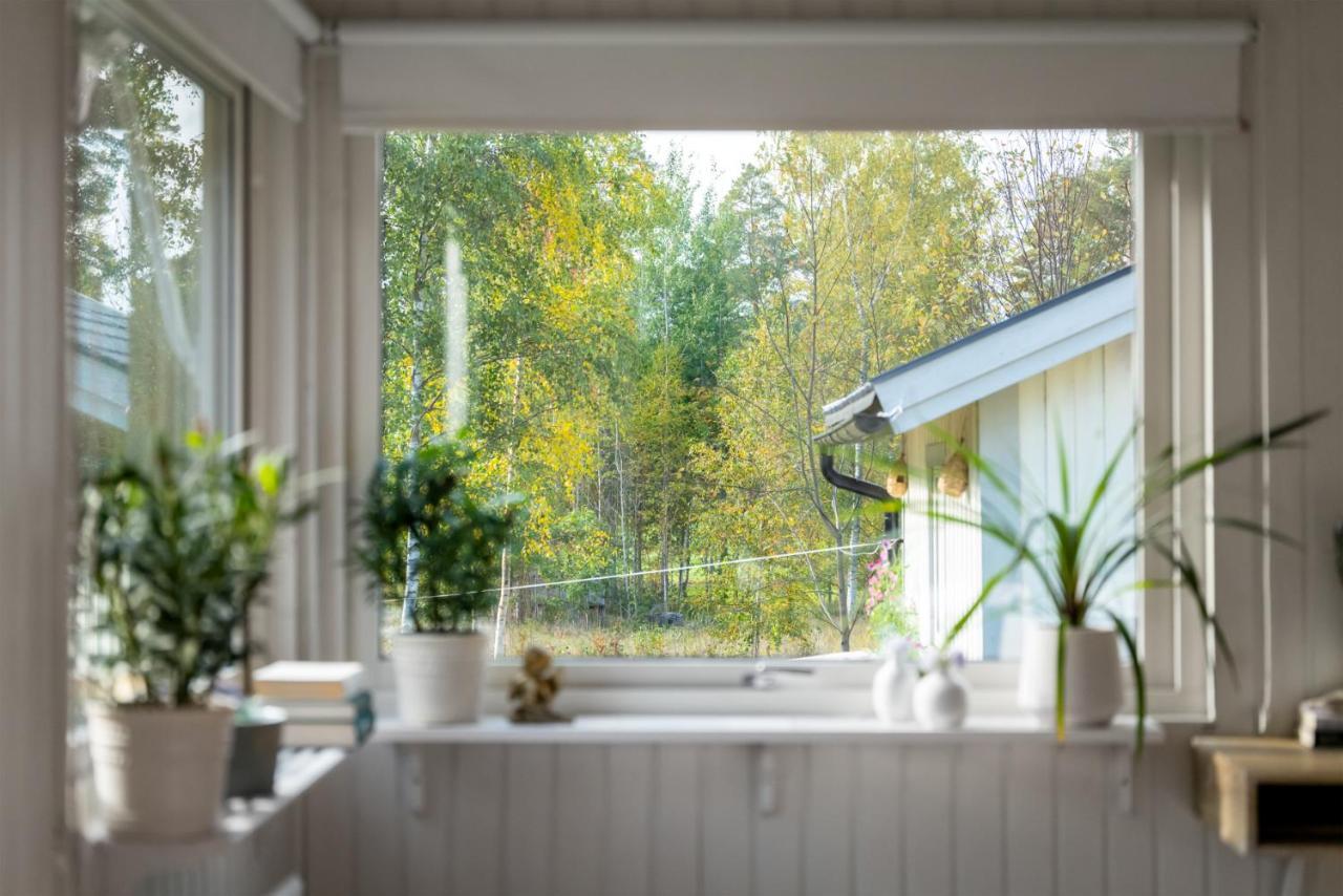 Theo & Lilis Countryside Apartment エレブルー エクステリア 写真
